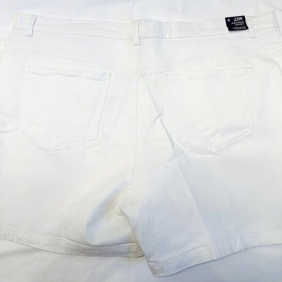 NWT GLORIA VANDERBILT Women Classic Rise White Denim Amanda Shorts Plus Size 22W - Picture 2 of 6